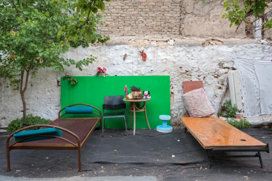 The Citizens of Piraeus open their Home to Us